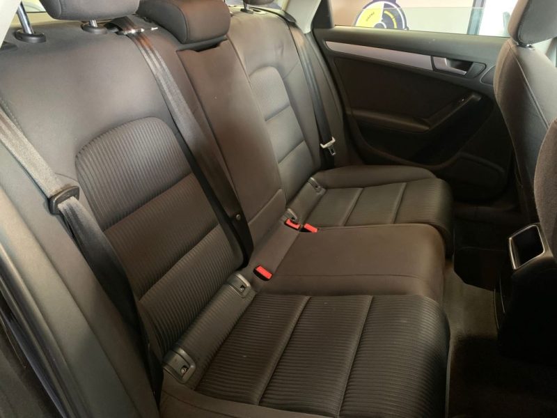 AUDI A4 AVANT 2.0 TDI 177ch Ambiente QUATTRO STronic7-Toit ouvrant-Cuir