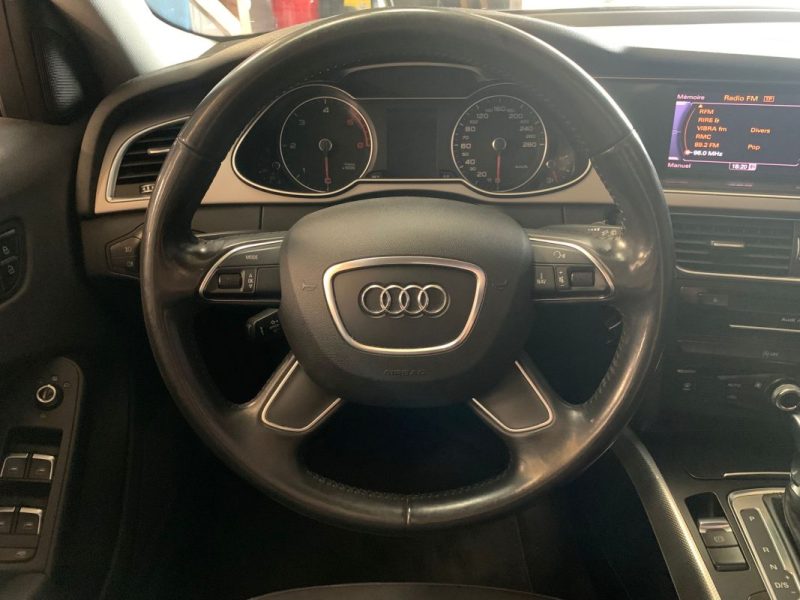 AUDI A4 AVANT 2.0 TDI 177ch Ambiente QUATTRO STronic7-Toit ouvrant-Cuir