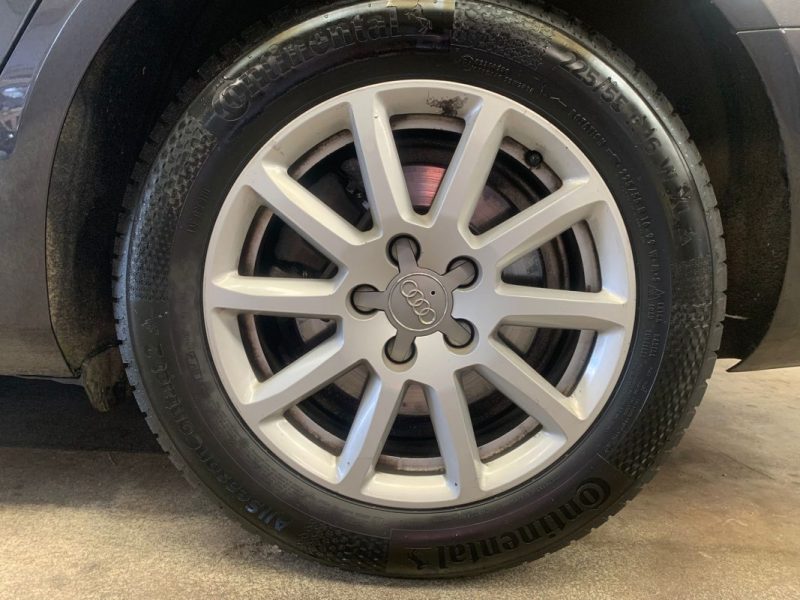 AUDI A4 AVANT 2.0 TDI 177ch Ambiente QUATTRO STronic7-Toit ouvrant-Cuir