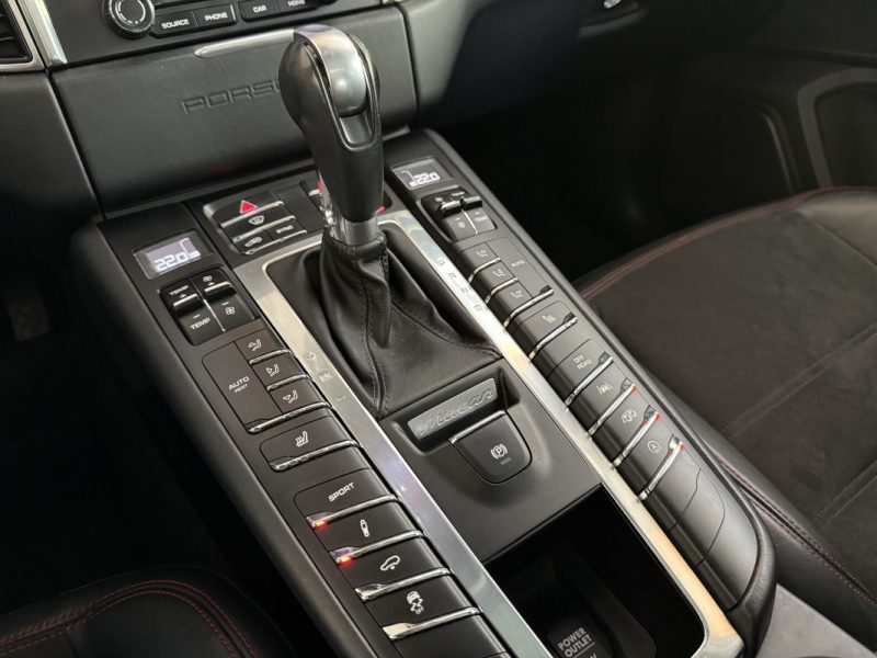 PORSCHE MACAN GTS 360 CV PDK 