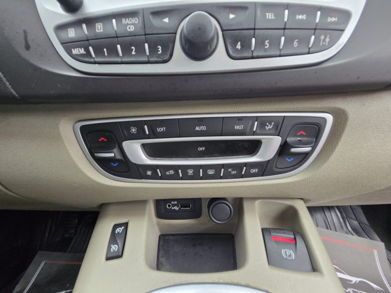 RENAULT MEGANE SCENIC 2010