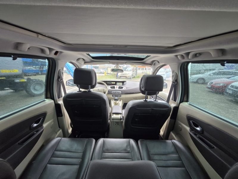 RENAULT MEGANE SCENIC 2010