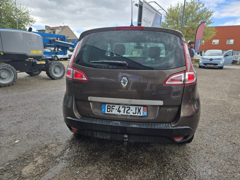 RENAULT MEGANE SCENIC 2010