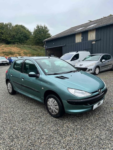 PEUGEOT 206 XR PRESENCE 1.4