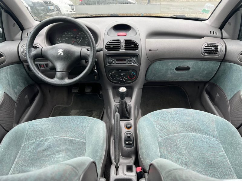 PEUGEOT 206 XR PRESENCE 1.4