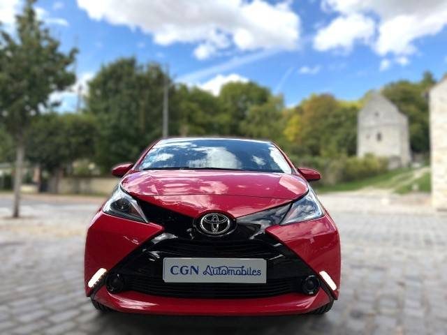 TOYOTA AYGO X-RED  2018