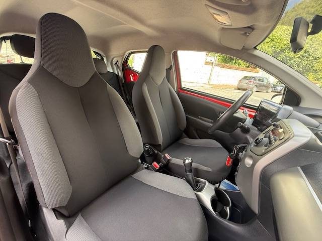 TOYOTA AYGO X-RED  2018