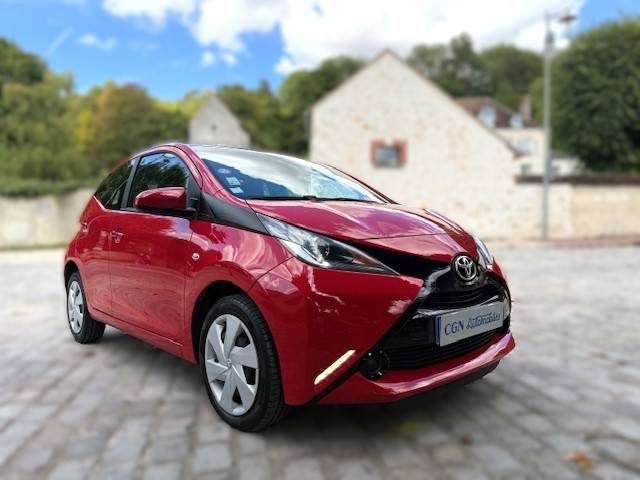 TOYOTA AYGO X-RED  2018