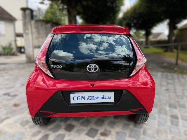 TOYOTA AYGO X-RED  2018