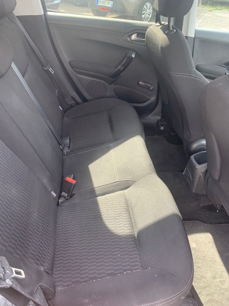 PEUGEOT 208 1.2L 82cv Active 5p