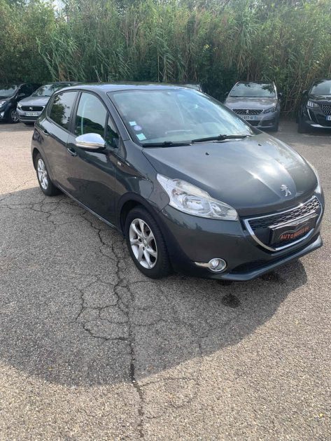 PEUGEOT 208 1.2L 82cv Active 5p