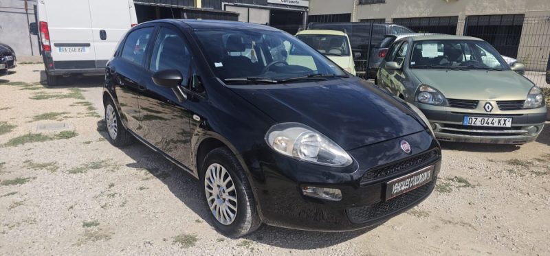 Fiat Punto 1.2 Lounge 1.2i 70CV, 2018- Garantie 3Mois