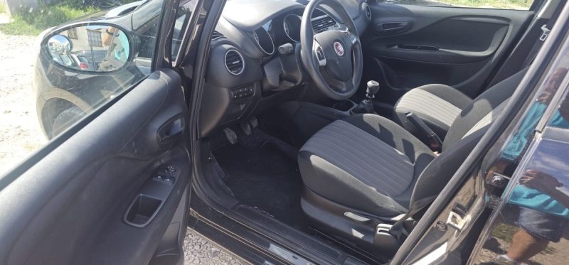 Fiat Punto 1.2 Lounge 1.2i 70CV, 2018- Garantie 3Mois