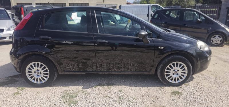 Fiat Punto 1.2 Lounge 1.2i 70CV, 2018- Garantie 3Mois