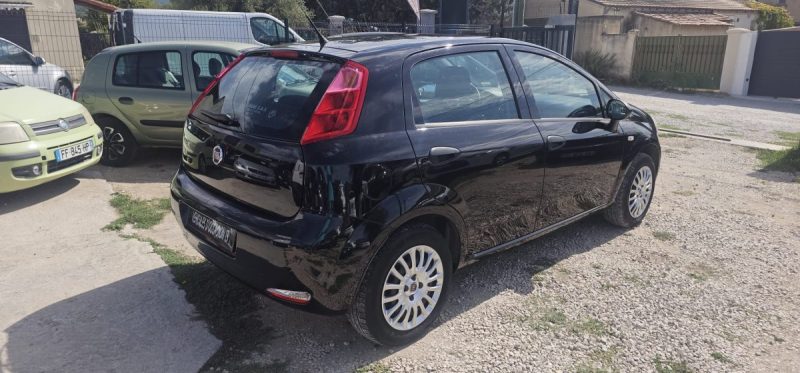 Fiat Punto 1.2 Lounge 1.2i 70CV, 2018- Garantie 3Mois