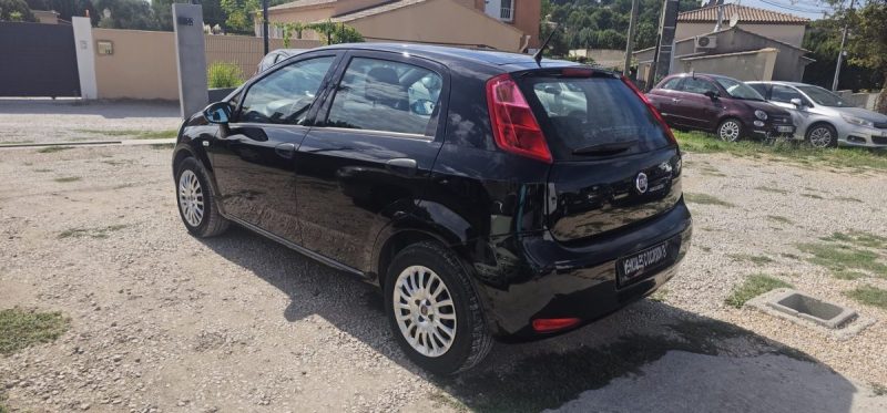 Fiat Punto 1.2 Lounge 1.2i 70CV, 2018- Garantie 3Mois