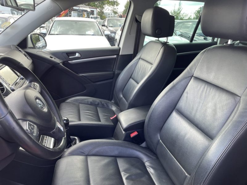 VOLKSWAGEN TIGUAN 2012