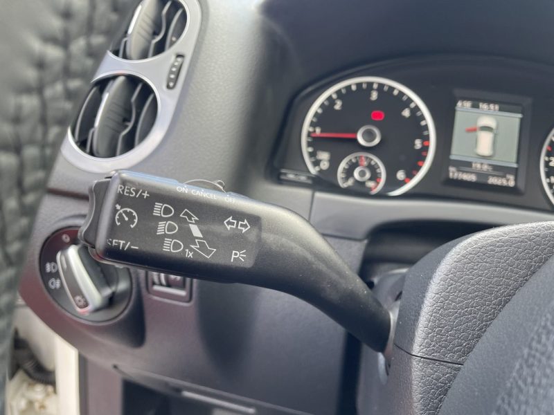 VOLKSWAGEN TIGUAN 2012