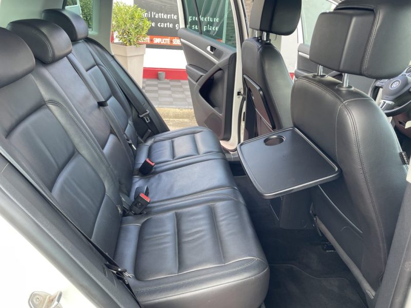 VOLKSWAGEN TIGUAN 2012