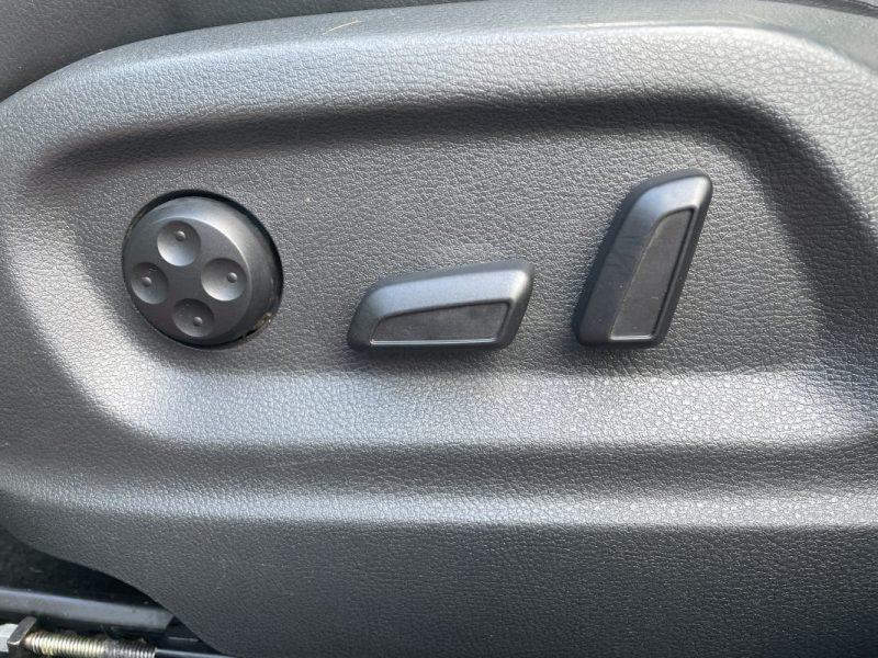 VOLKSWAGEN TIGUAN 2012