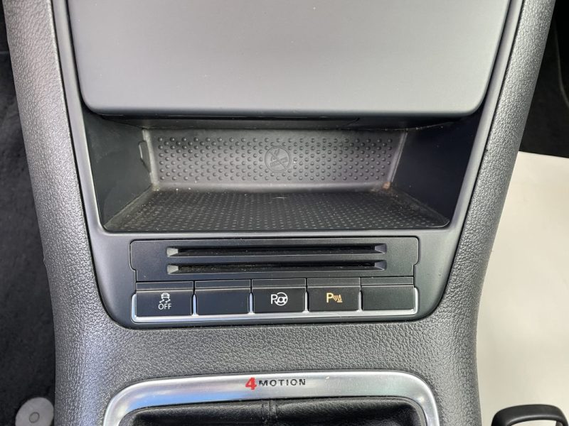 VOLKSWAGEN TIGUAN 2012