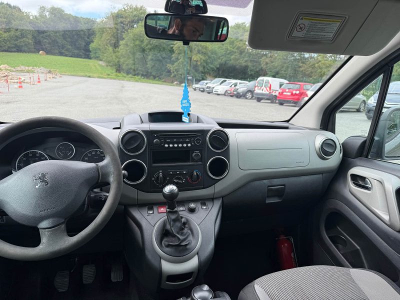 PEUGEOT PARTNER 2012