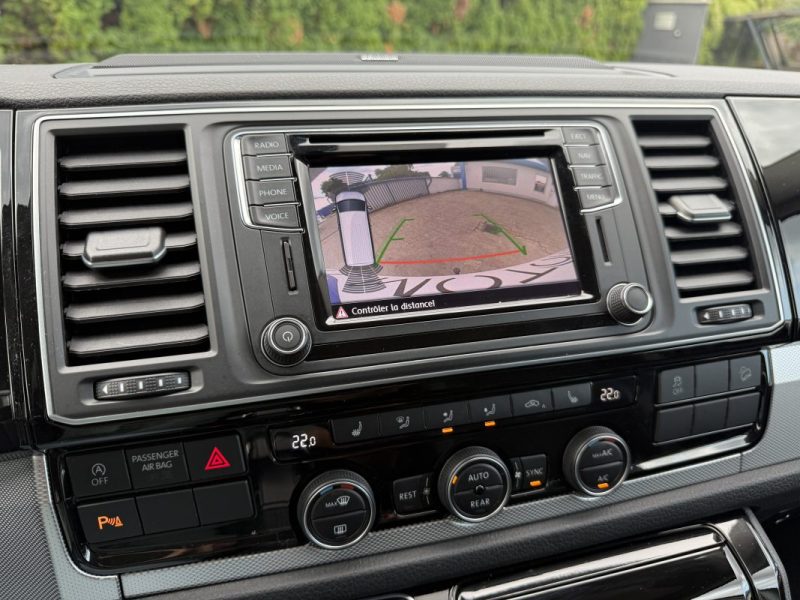 VOLKSWAGEN MULTIVAN 2016