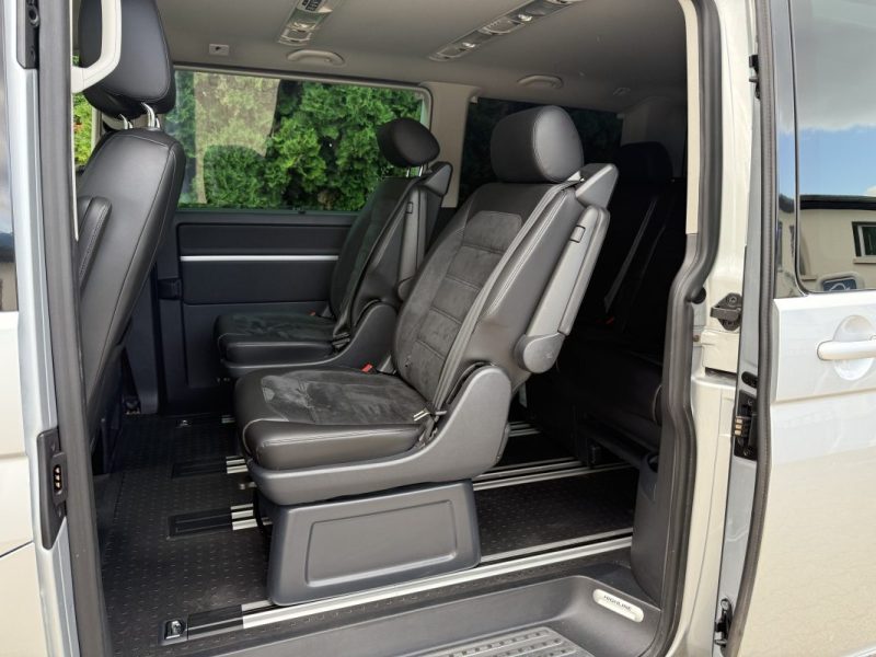 VOLKSWAGEN MULTIVAN 2016