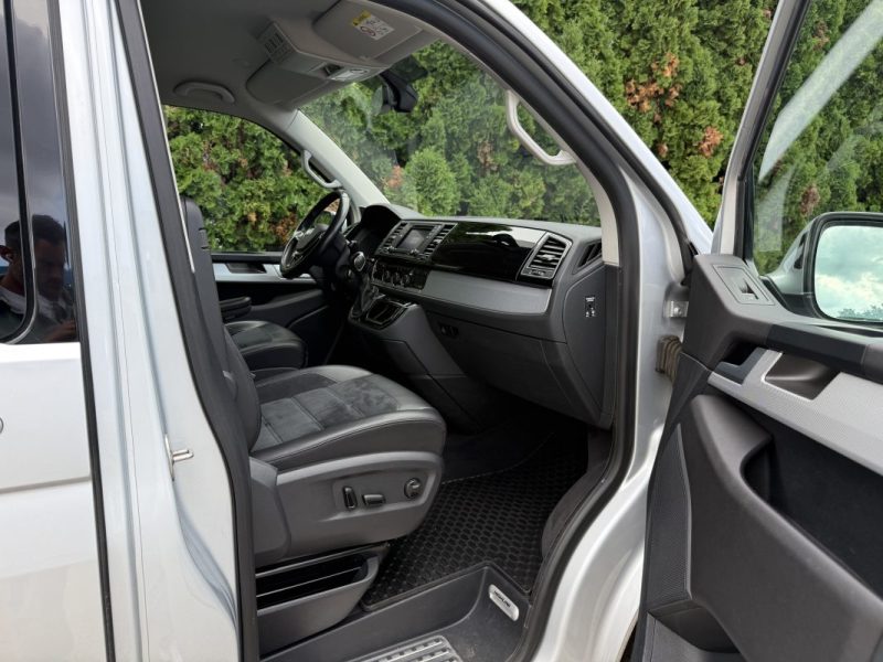 VOLKSWAGEN MULTIVAN 2016