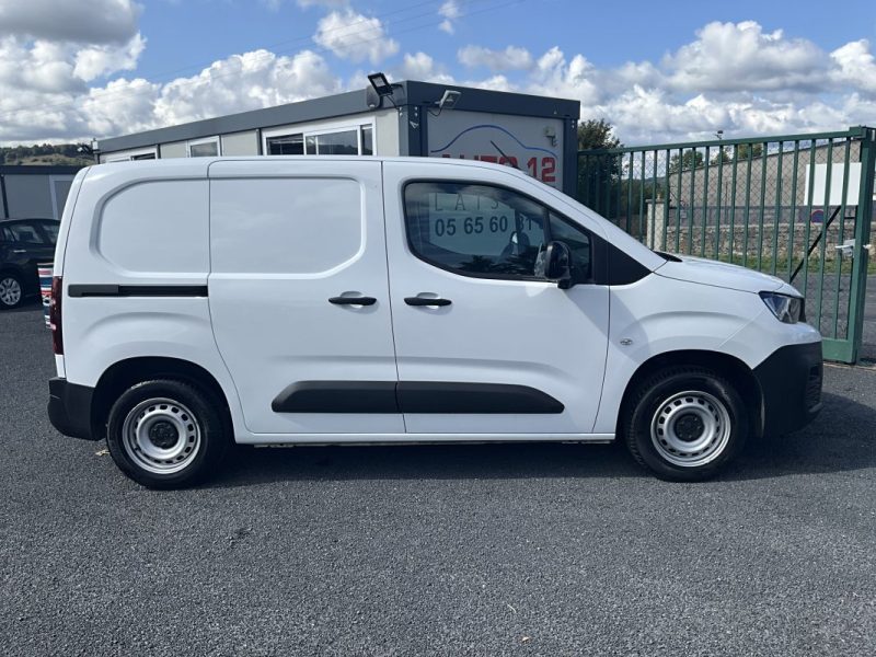 PEUGEOT PARTNER 1,5 BLUE-HDI 100 CV ASPHALTE  *Caméra de recul 