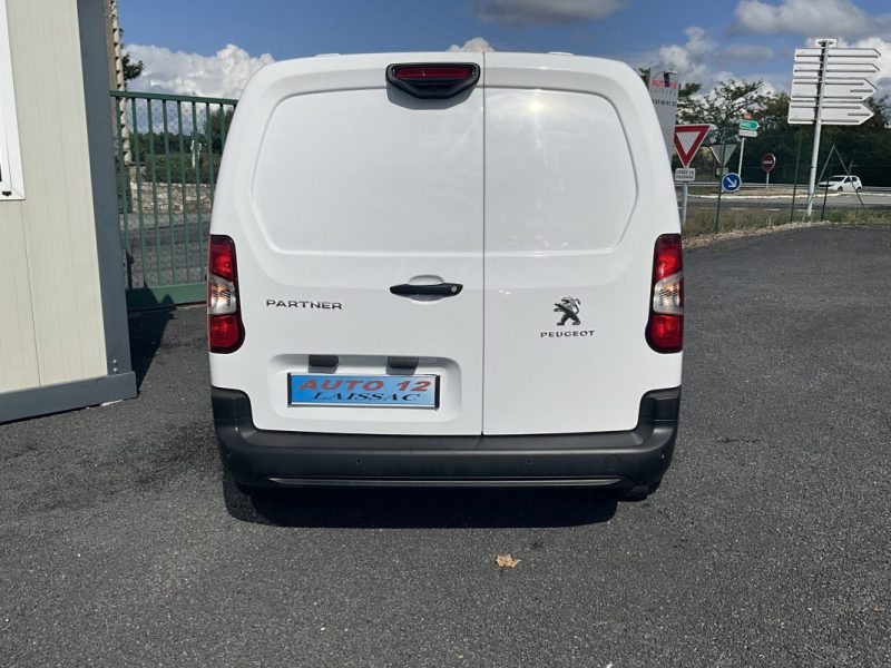 PEUGEOT PARTNER 1,5 BLUE-HDI 100 CV ASPHALTE  *Caméra de recul 