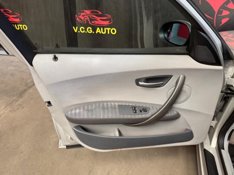 B.M.W. SERIE 1 118i 2.0 129 Premiere 