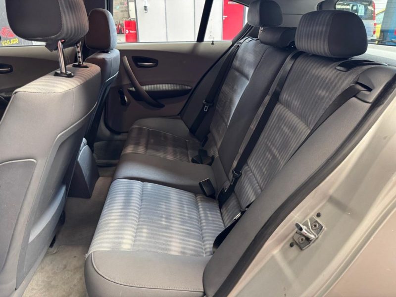 B.M.W. SERIE 1 118i 2.0 129 Premiere 