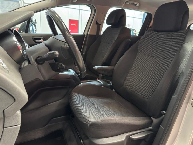 PEUGEOT 5008 1.6 HDi 112 Premium 7pl 