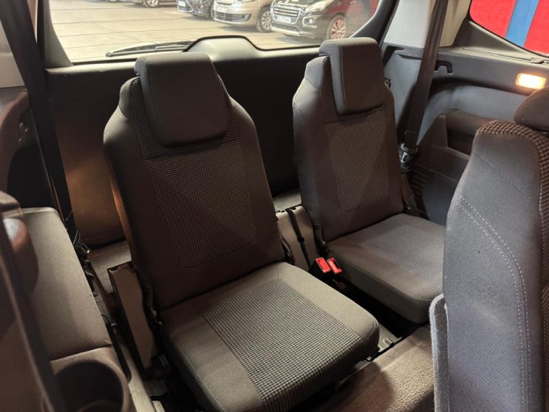 PEUGEOT 5008 1.6 HDi 112 Premium 7pl 