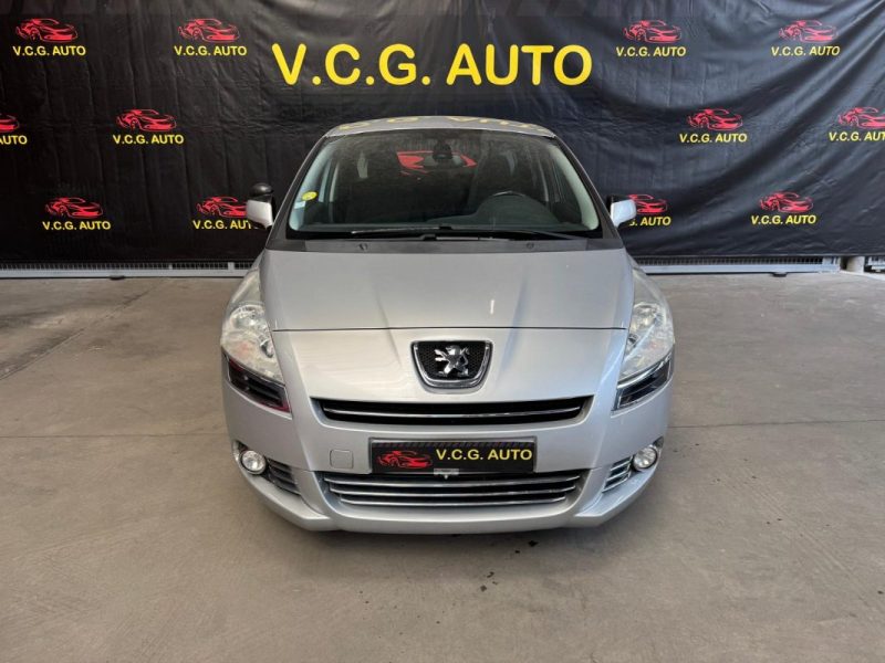 PEUGEOT 5008 1.6 HDi 112 Premium 7pl 