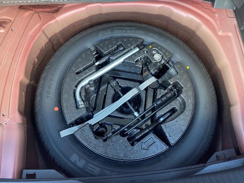 VOLKSWAGEN POLO 2023