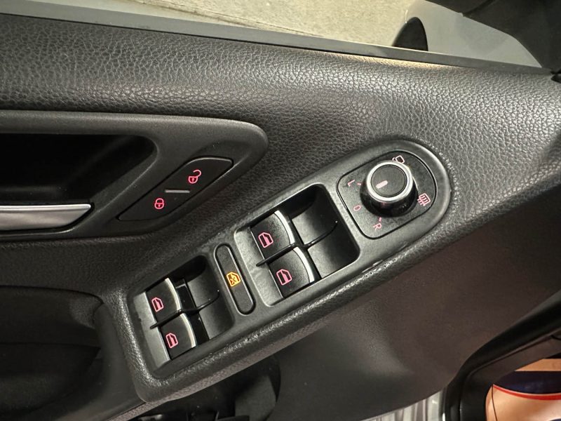 VOLKSWAGEN GOLF 1.6 TDI 105ch BlueMotion CARAT DSG7