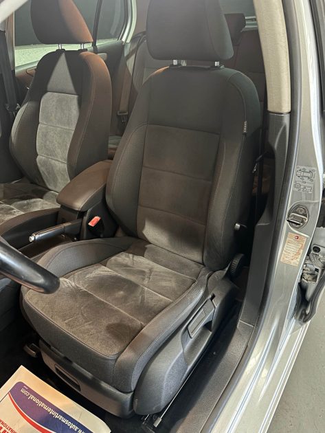 VOLKSWAGEN GOLF 1.6 TDI 105ch BlueMotion CARAT DSG7