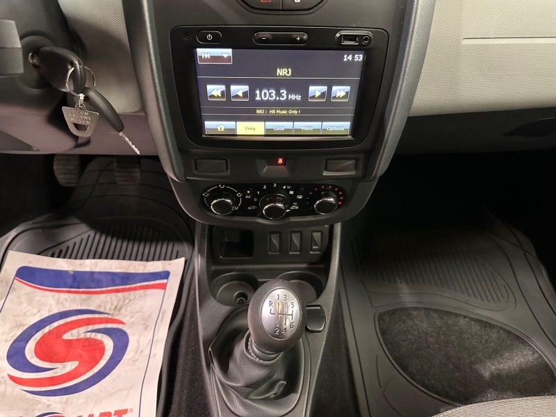 DACIA DUSTER 1.5 dCi 90ch Lauréate 4X2 boite 6