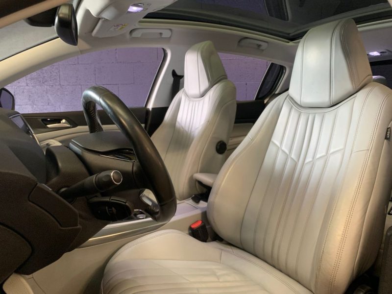 PEUGEOT 308 FELINE 1.6 THP 155ch-Toit panoramique- Sièges chauffants-65 000km 