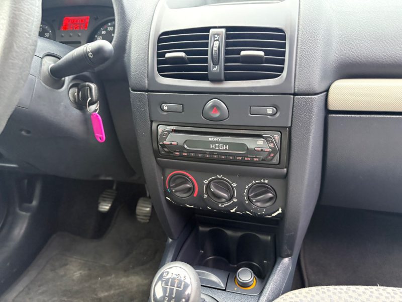 RENAULT CLIO 2006