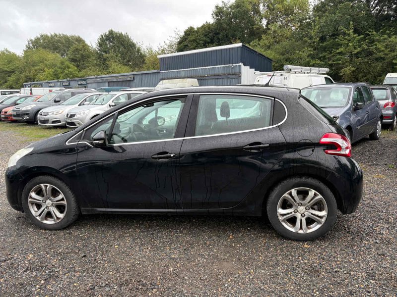  Peugeot 2081.6 e-HDi FAP Féline 5p