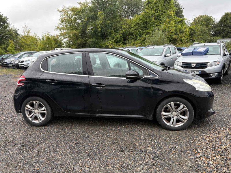  Peugeot 2081.6 e-HDi FAP Féline 5p