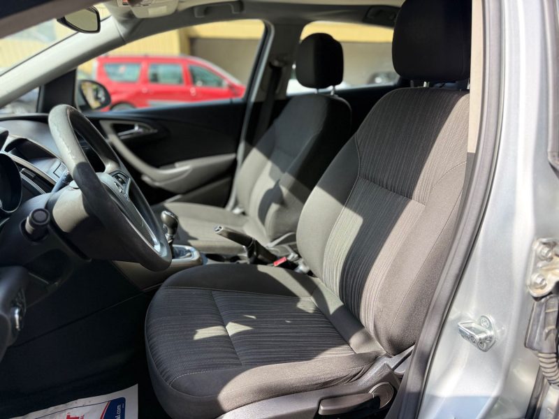 OPEL ASTRA J (P10) 2010