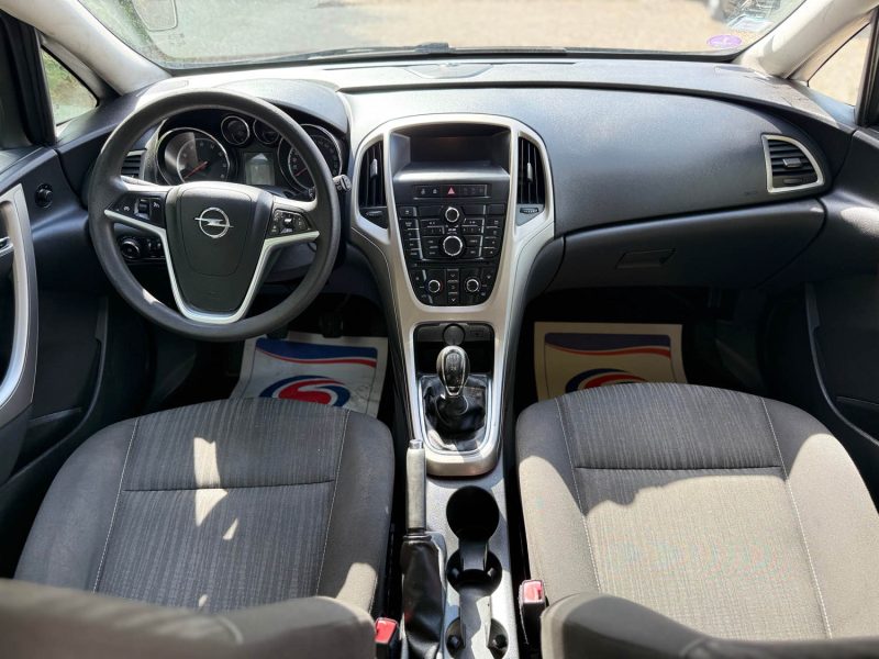 OPEL ASTRA J (P10) 2010