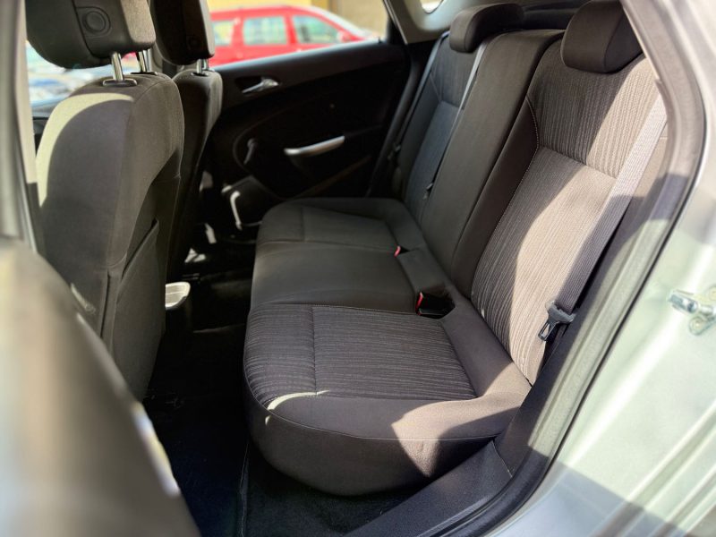 OPEL ASTRA J (P10) 2010