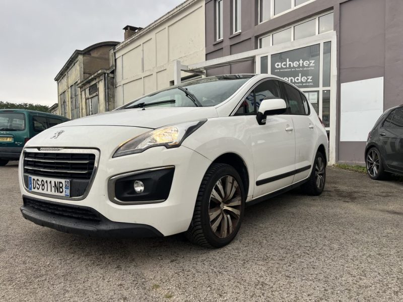 PEUGEOT 3008 2015