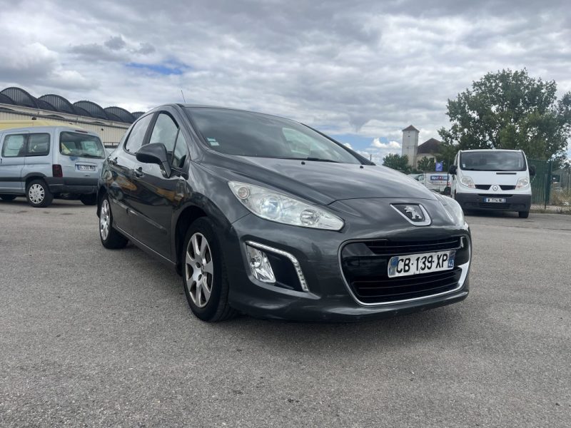 PEUGEOT 308 2012