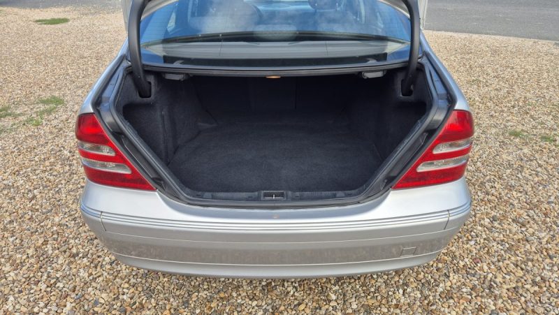 MERCEDES CLASSE C 220 CDI 143 ch CLASSIC